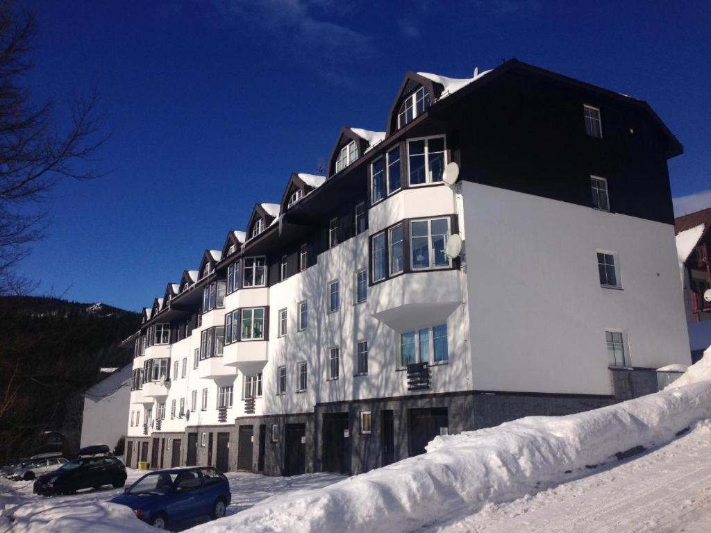 Apartments Monika Spindleruv Mlyn Exterior photo